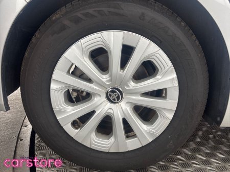 2019 Toyota Prius - photo 14