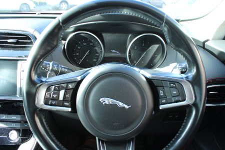 2017 Jaguar F-Pace - photo 11
