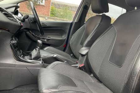 2017 Ford Fiesta - photo 19