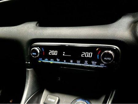 2021 Toyota Yaris - photo 21