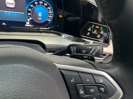 2023 Volkswagen Golf - photo 12