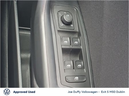 2024 Volkswagen T-Roc - photo 30