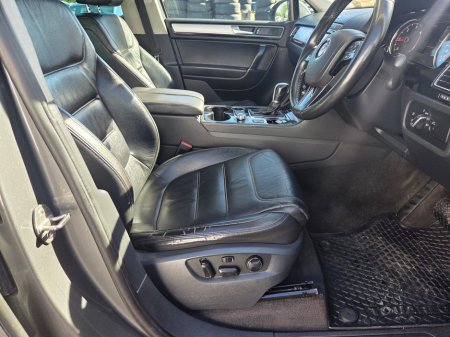 2018 Volkswagen Touareg - photo 4