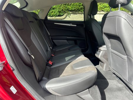 2019 Ford Mondeo - photo 21