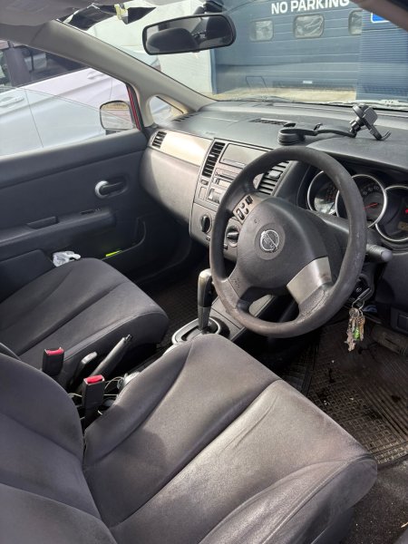 2008 Nissan Tiida - photo 3