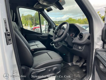 2027 Mercedes-Benz Sprinter - photo 6