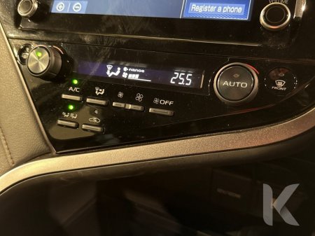 2020 Toyota Camry - photo 22