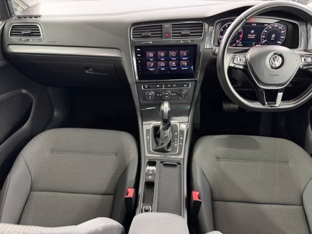 2020 Volkswagen Golf - photo 15