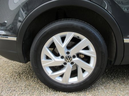 2022 Volkswagen Tiguan - photo 18