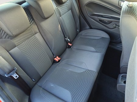 2013 Ford Fiesta - photo 10