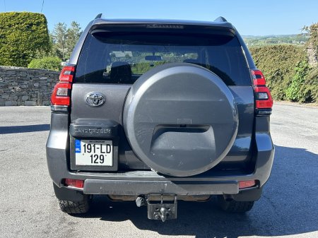 2016 Toyota Land Cruiser - photo 25
