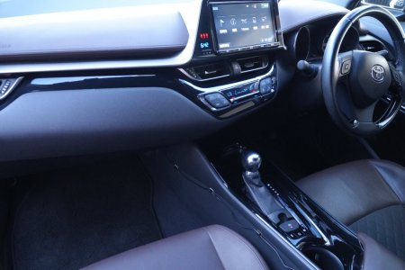 2017 Toyota C-HR - photo 18