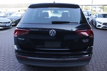 2020 Volkswagen Tiguan - photo 5