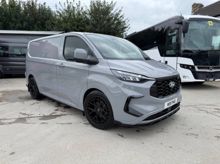 2024 Ford Transit Custom