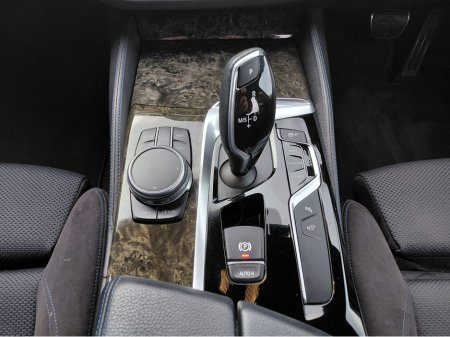 2017 BMW 5-Series - photo 11