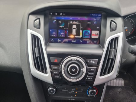 2015 Ford Focus - photo 23