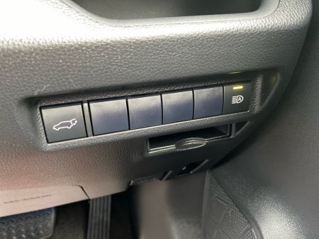 2021 Toyota RAV4 - photo 18