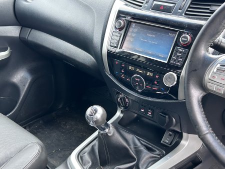 2017 Nissan Navara - photo 8