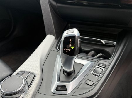 2017 BMW 3-Series - photo 19