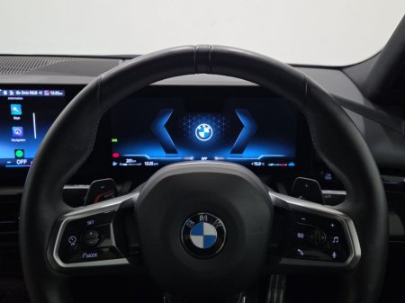 2024 BMW 5-Series - photo 9