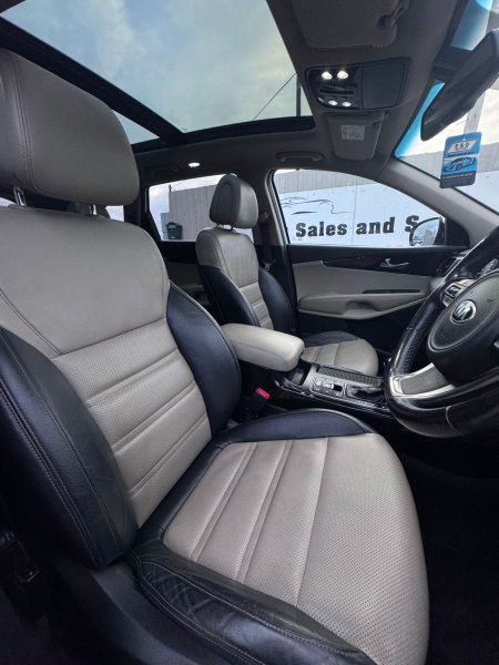 2017 Kia Sorento - photo 16