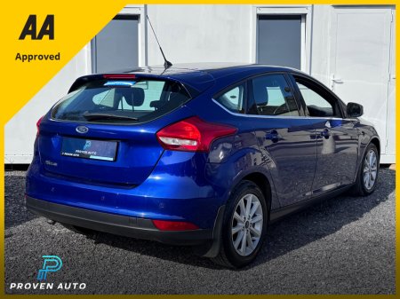 2016 Ford Focus - photo 4