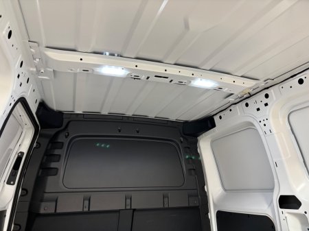2025 Volkswagen Caddy - photo 11