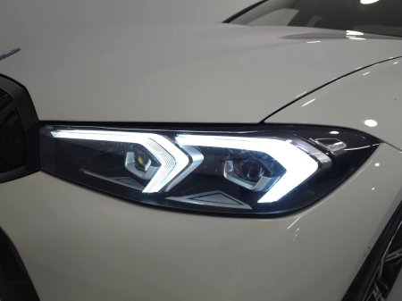 2023 BMW 3-Series - photo 14