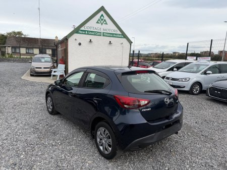 2015 Mazda Demio - photo 3