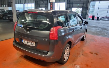 2016 Peugeot 5008 - photo 3