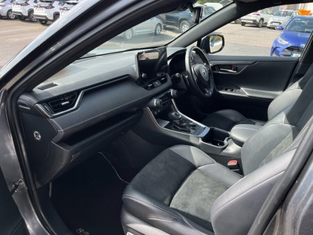 2023 Toyota RAV4 - photo 6