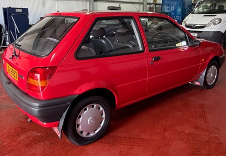 1994 Ford Fiesta - photo 10