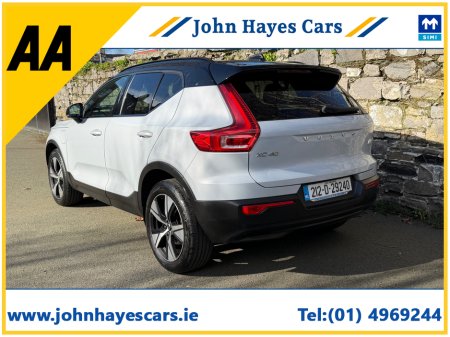 2021 Volvo XC40 - photo 2