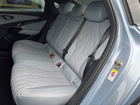 2024 BYD SEAL - photo 9