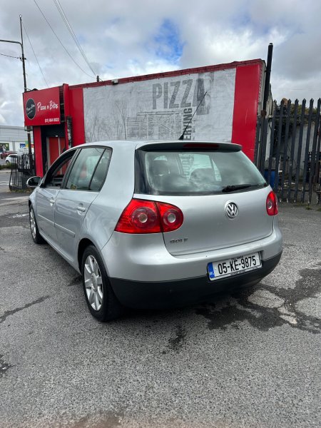 2005 Volkswagen Golf - photo 10