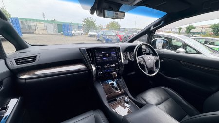2023 Toyota Alphard - photo 20
