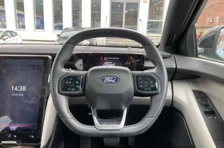 2025 Ford Explorer - photo 12