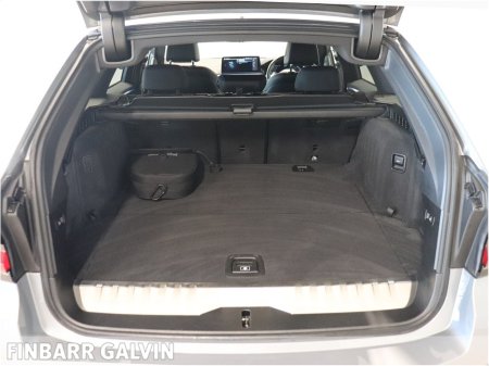 2023 BMW 5-Series - photo 15
