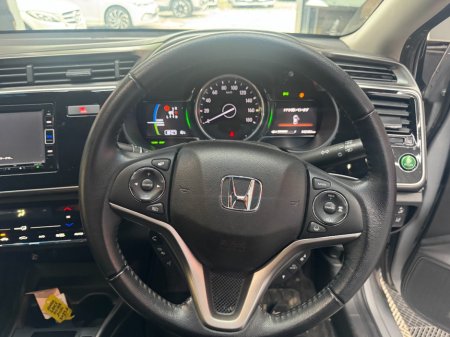2020 Honda Grace - photo 8