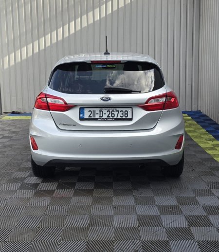 2021 Ford Fiesta - photo 4