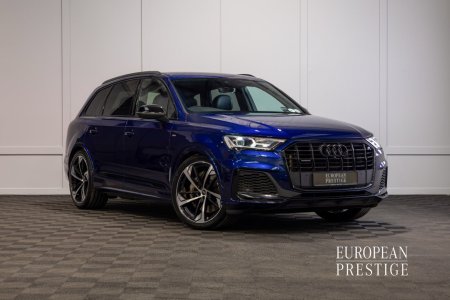 2023 Audi Q7 55 TFSI e S Line