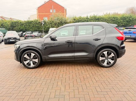 2023 Volvo XC40 - photo 4