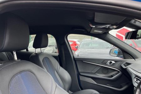 2023 BMW 1-Series - photo 17