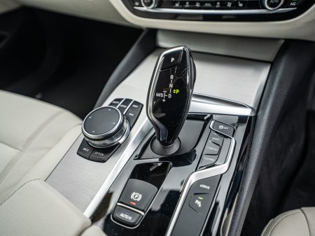 2017 BMW 5-Series - photo 33