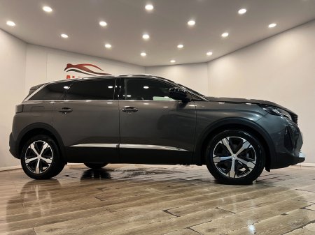 2021 Peugeot 5008 - photo 9