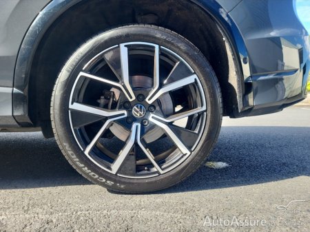 2025 Volkswagen Tiguan - photo 33