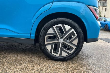 2023 Hyundai KONA - photo 8