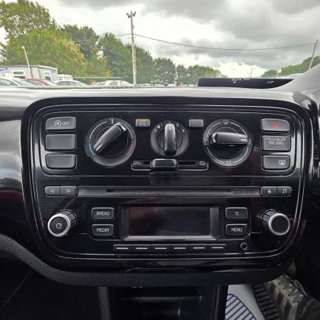 2015 Volkswagen up! - photo 20