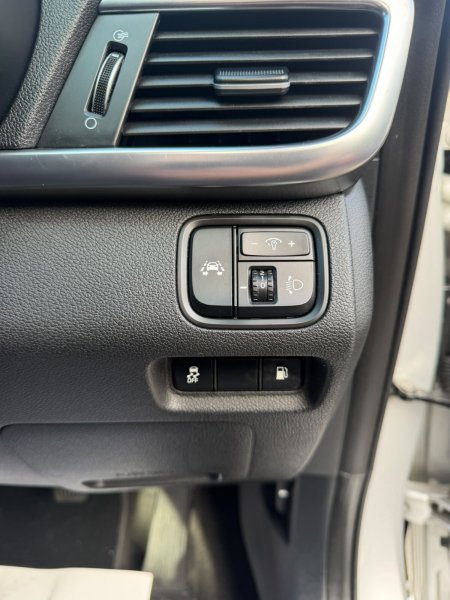 2018 Kia Optima - photo 10