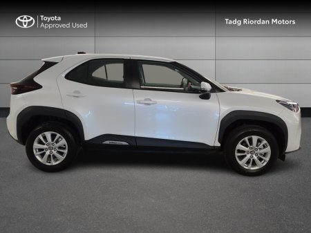 2026 Toyota Yaris Cross - photo 3